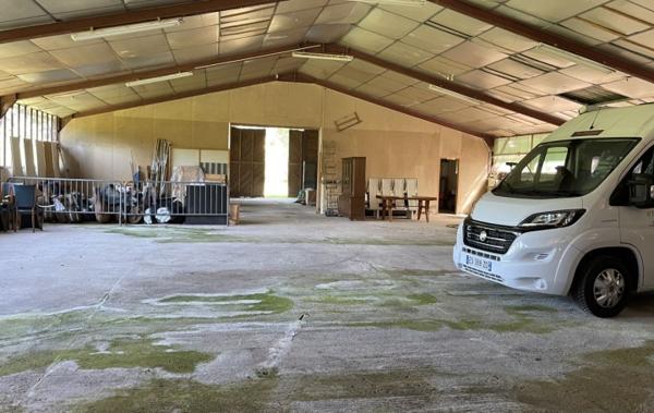 Vente Local commercial Entrepot Thiers