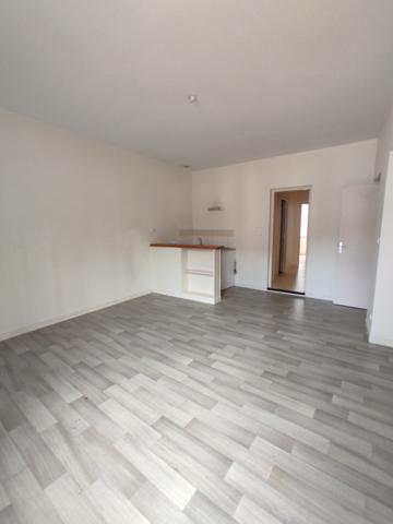 T2 DE 40 m² EN COURS DE RENOVATION , Limoges T2 DE 40 m² EN COURS DE RENOVATION , Limoges