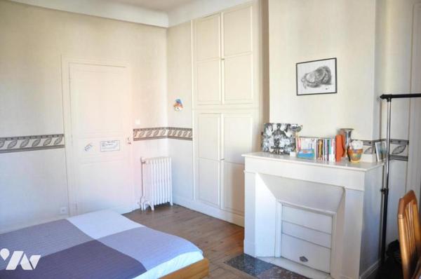 TARBES MAISON DE VILLE 8 chambres, Dépendance, Jardin