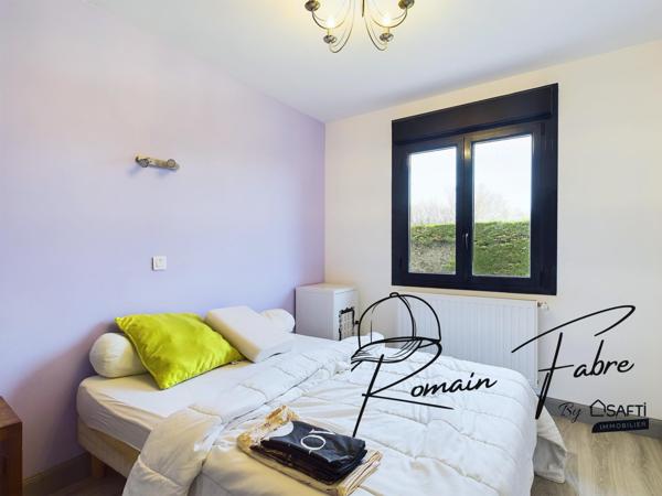 Maison de plain-pied avec 5 chambres sur belle parcelle de terrain un calme