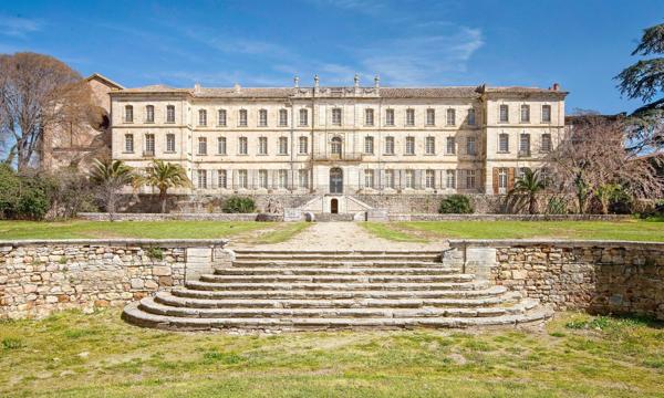 Vente Château Pézenas 30 Pièces 6200 m²
