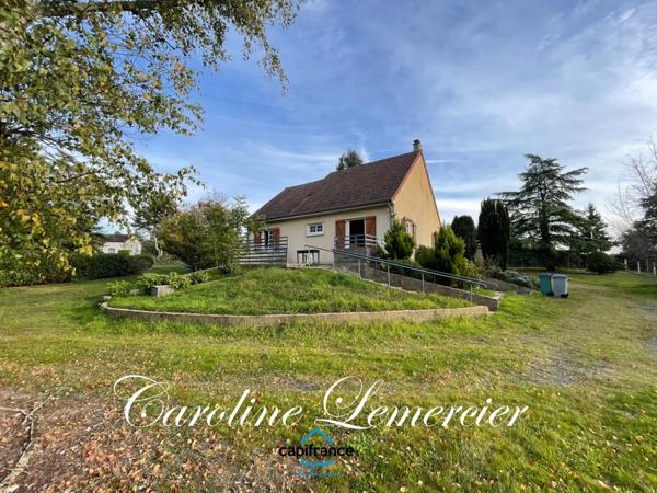 Maison à vendre 5 pièces proche de CONNERRE (72)La Chapelle saint remy, Maison sur sous-sol total 90 m² habitables avec un très beau terrain de 2500 m² paysagé