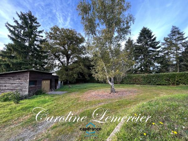 Maison à vendre 5 pièces proche de CONNERRE (72)La Chapelle saint remy, Maison sur sous-sol total 90 m² habitables avec un très beau terrain de 2500 m² paysagé