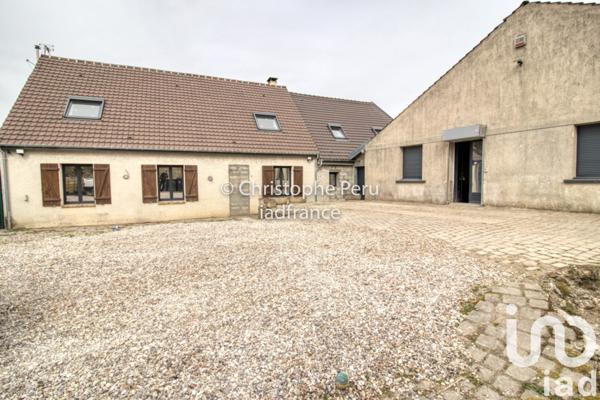 Maison à vendre 7 pièces 244 m² Magny-en-Vexin