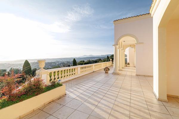 Vente Villa de luxe Nice 14 Pièces 713 m²