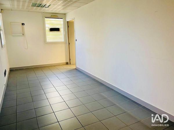 Bureaux à vendre 167 m² Nîmes-Saint-Césaire