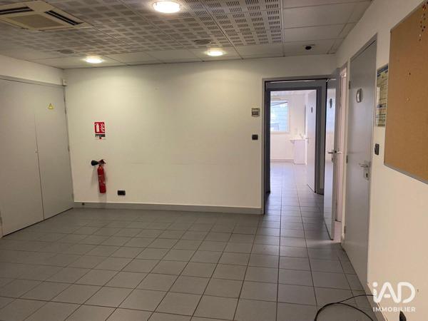 Bureaux à vendre 167 m² Nîmes-Saint-Césaire