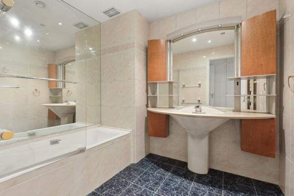 Vente Appartement de luxe Paris 16 4 Pièces 164 m²