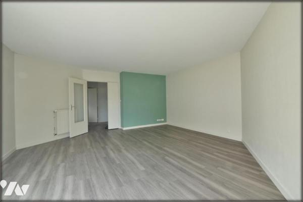 APPARTEMENT T4 LE RHEU CENTRE 83M2 BALCON GARAGE