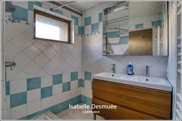 Maison de ville avec grange attenante – Fort potentiel habitation & investissement