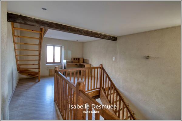 Maison de ville avec grange attenante – Fort potentiel habitation & investissement