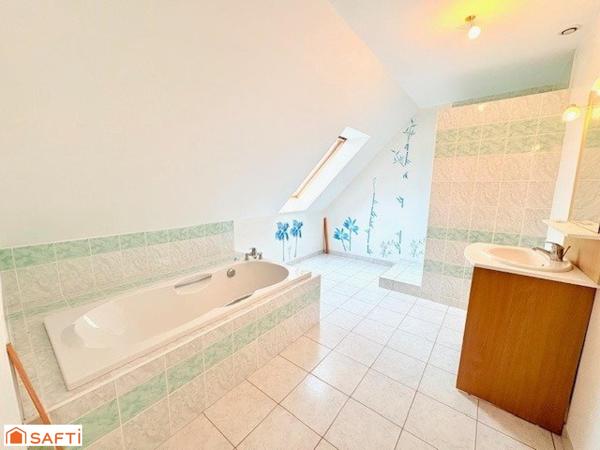 Pavillon d’architecte habitable en semi plain-pied – 201 m² – Bruay-sur-l’Escaut