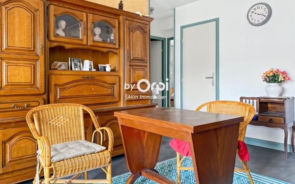 Appartement à vendre    3 pièces • 62,60 m2 Commentry
