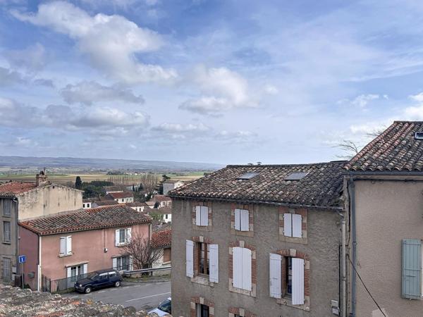 Castelnaudary – Immeuble de rapport en centre-ville, idéal investisseur