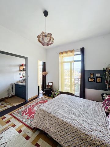 Immeuble à Joyeuse - Local Commercial et Appartement