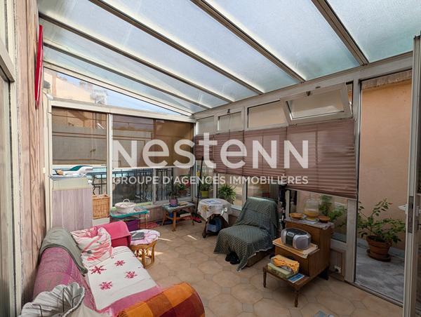 À VENDRE DRAGUIGNAN - Maison de ville avec terrasse sur les toits et double garage - Rare en centre-ville