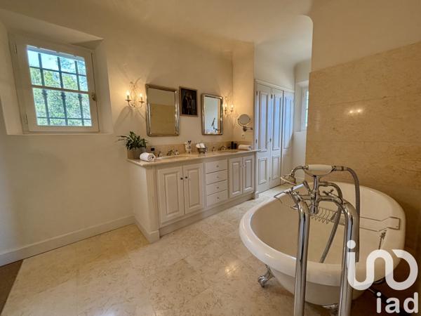 Maison à vendre 5 pièces 210 m² Lorgues