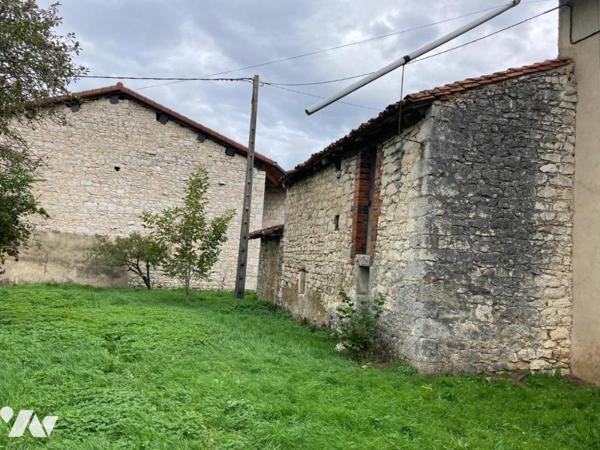 Maison à Neuville-sur-Ain