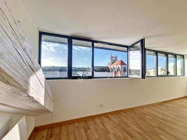 Appartement spacieux de 4 pièces à Poitiers - Jardin des Plantes