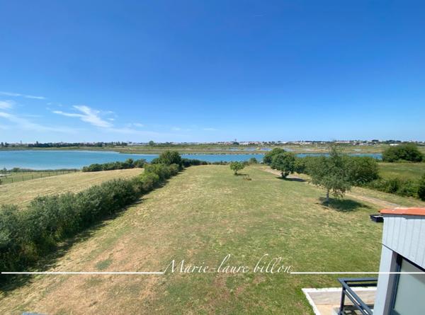 Dpt Vendée (85), à vendre LE FENOUILLER ensemble immobilier composé de 3 logements, VUE RIVIERE.