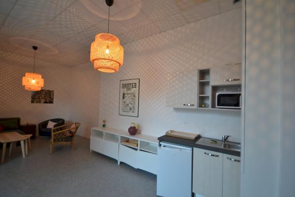 Location local commercial ou professionnel 60 m²