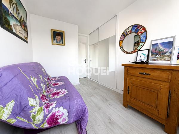 Appartement T4 rénové – balcon – parking – cave – clim réversible