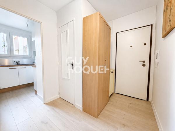 Appartement T4 rénové – balcon – parking – cave – clim réversible