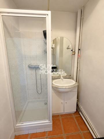 Appartement T4 rénové – balcon – parking – cave – clim réversible