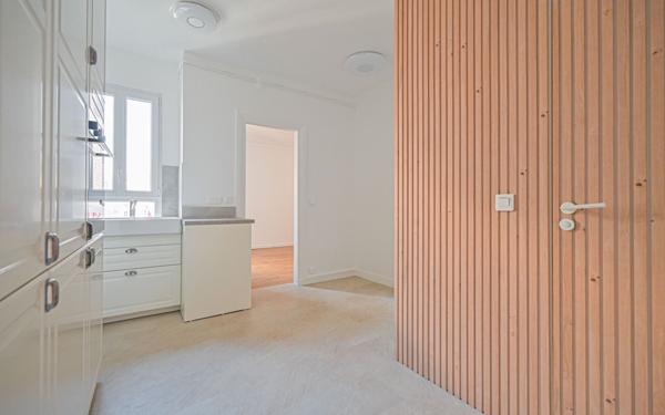 Appartement à vendre    2 pièces • 45 m2 Paris 14