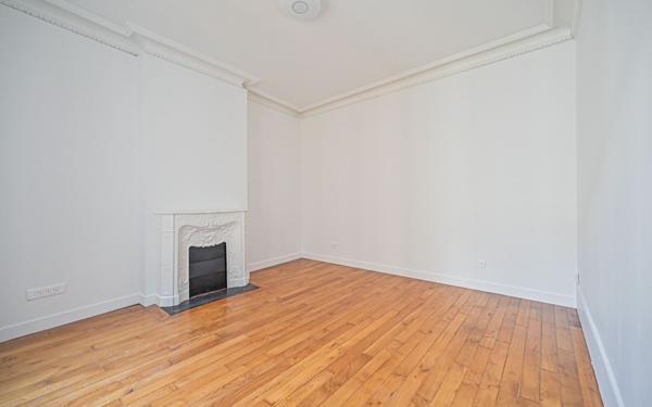Appartement à vendre    2 pièces • 45 m2 Paris 14