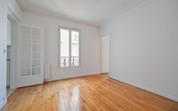 Appartement à vendre    2 pièces • 45 m2 Paris 14