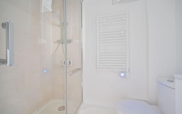 Appartement à vendre    2 pièces • 45 m2 Paris 14