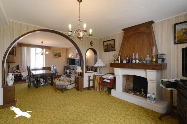 Maison à vendre |  Montmoreau-Saint-Cybard |  6 pièces | 184 m²