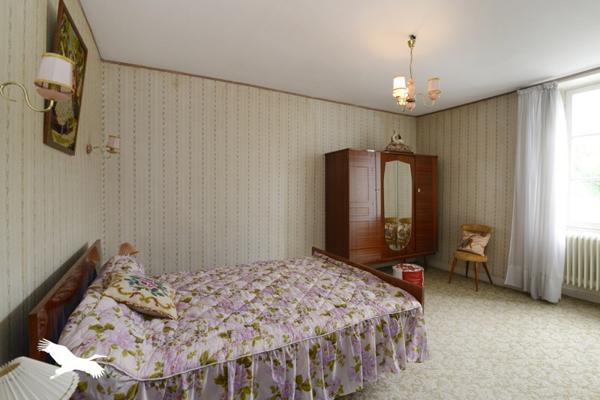 Maison à vendre |  Montmoreau-Saint-Cybard |  6 pièces | 184 m²