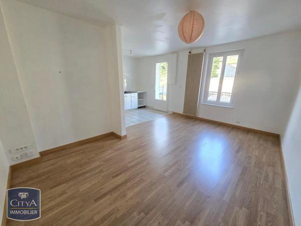 Appartement à louer 3 pièces 48m² Auzat-la-Combelle (63570)