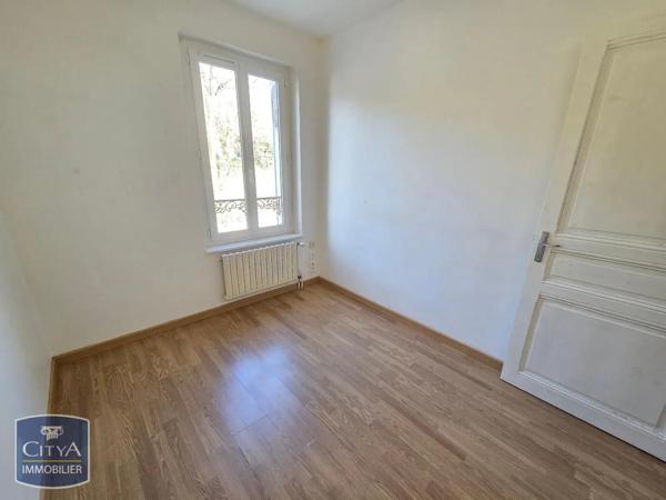 Appartement à louer 3 pièces 48m² Auzat-la-Combelle (63570)