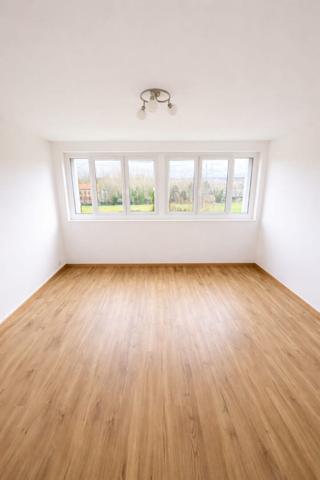 Appartement Carrieres Sous Poissy 4 pièce(s) 64 m2 €194 000 ** - Référence 9173