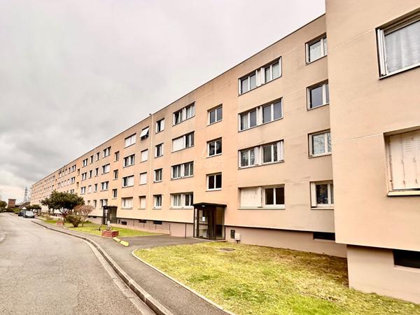 Appartement Carrieres Sous Poissy 4 pièce(s) 64 m2 €194 000 ** - Référence 9173