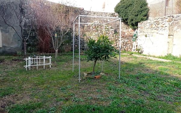 Maison à vendre    6 pièces • 124 m2 Saint-Quentin-la-Poterie