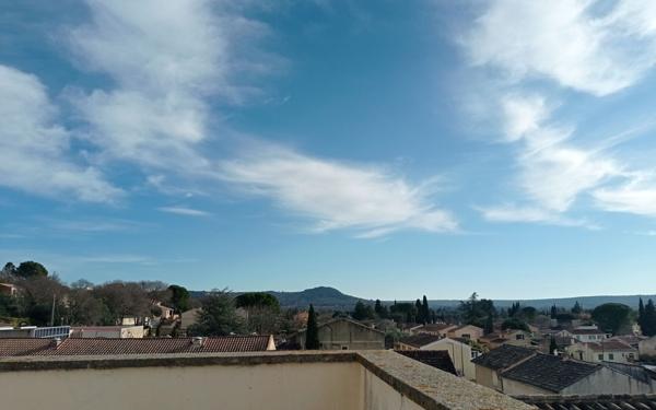 Maison à vendre    6 pièces • 124 m2 Saint-Quentin-la-Poterie