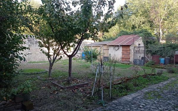 Maison à vendre    6 pièces • 124 m2 Saint-Quentin-la-Poterie