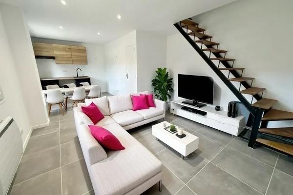 maison F3 de 54 m2 avec cour