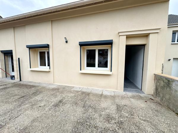maison F3 de 54 m2 avec cour