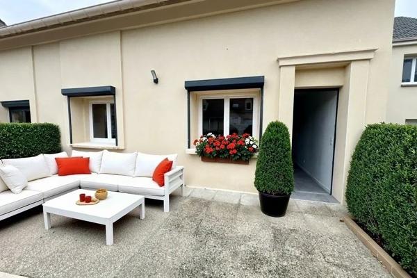 maison F3 de 54 m2 avec cour