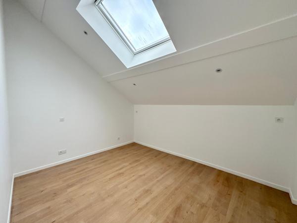 maison F3 de 54 m2 avec cour