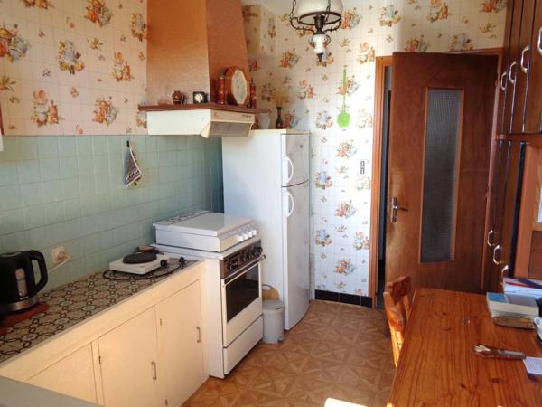 Superbe maison de campagne, 135 m², terrain de 2800 m², vues panoramiques, pas de voisins.