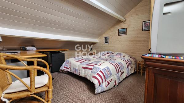 Trois maisons sur une parcelle de 1069m² ! Idéal pour les familles nombreuses