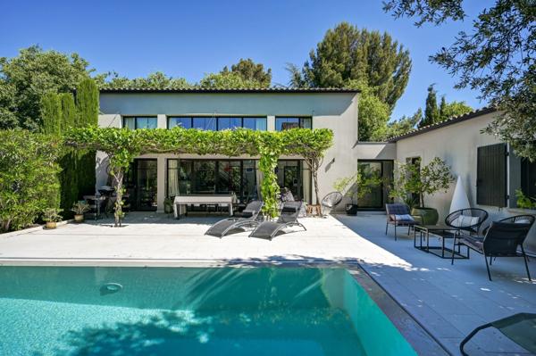 Vente Maison de luxe Saint-Rémy-de-Provence 5 Pièces 175 m²
