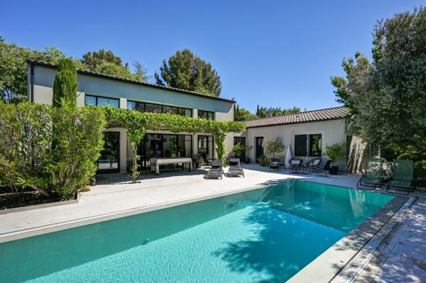 Vente Maison de luxe Saint-Rémy-de-Provence 5 Pièces 175 m²