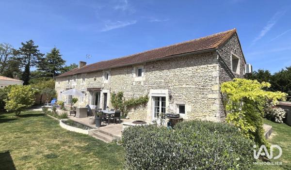 Maison à vendre 8 pièces 307 m² Vouillé